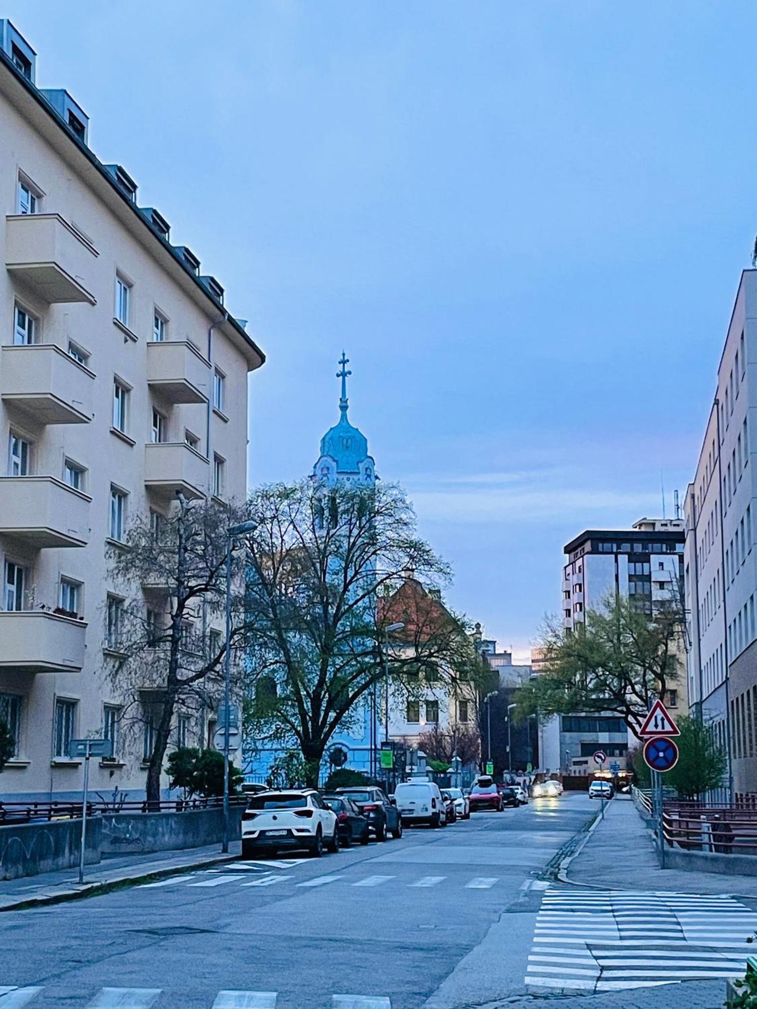Blue Church Views - Central, Quiet, Bright - 4Th Floor Corner Apartment 125M2 Bratislava Exterior photo